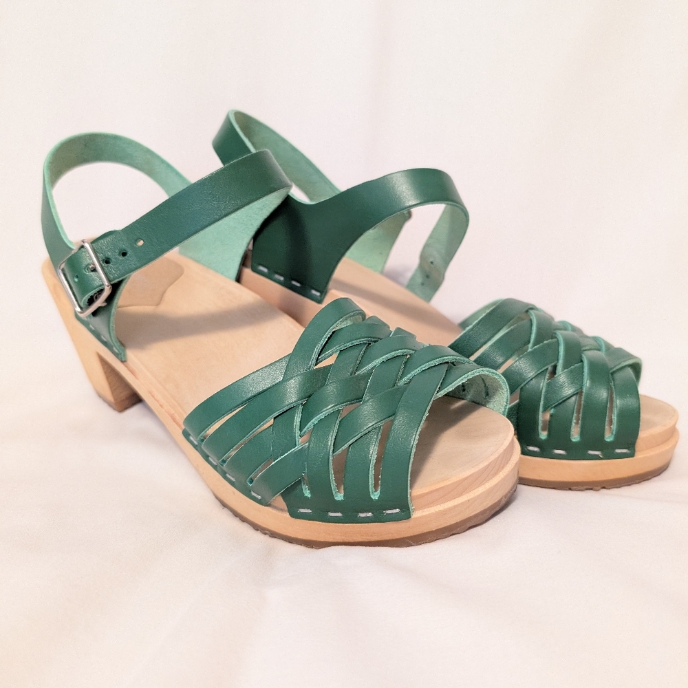 Sandgrens Woven Green Leather Women's Sandals
